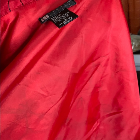 Carole Little red embroidered lined button down blouse, large - Picture 13 of 15